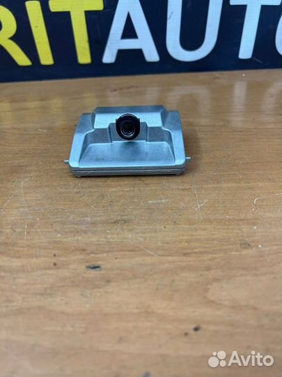 Камера переднего вида Kia Stinger 1 G6DP 2021