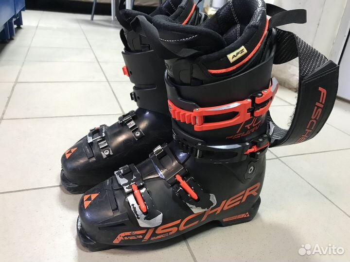 Горнолыжные ботинки fischer