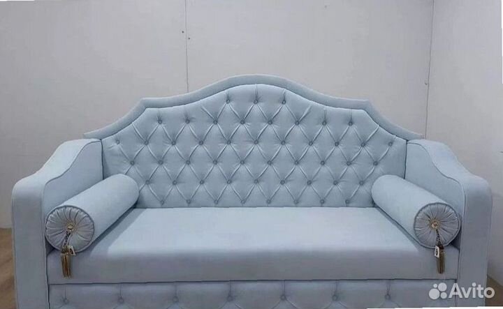 Кровать диван детская мягкая