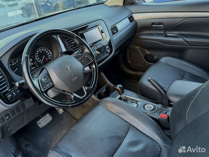 Mitsubishi Outlander 2.0 CVT, 2015, 150 000 км