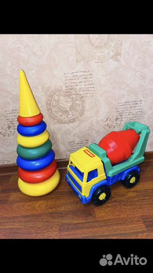 Детские игрушки