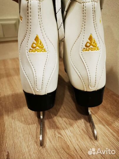 Коньки фигурные р. 35-36