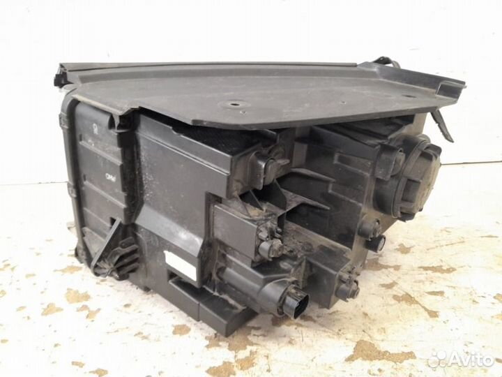 Фара правая Kia Mohave 2 2020-2022