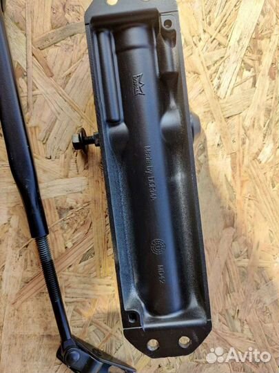 Доводчик дверной Dorma