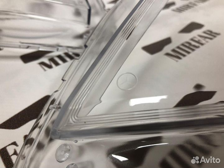 Правое стекло фары Mercedes-Benz GLK x204 08-12