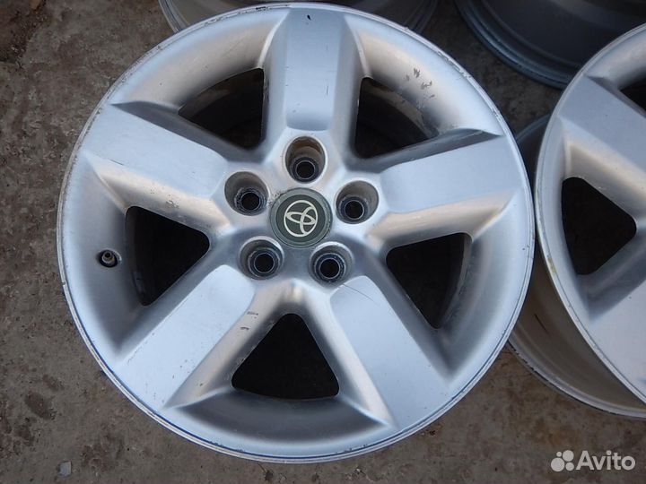 Комплект дисков литых R16 5*114,3 j7,0 ET35 DIA60