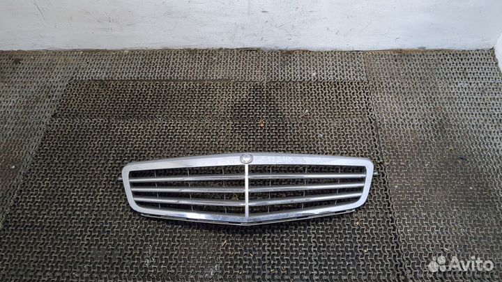 Решетка радиатора Mercedes C W204, 2008