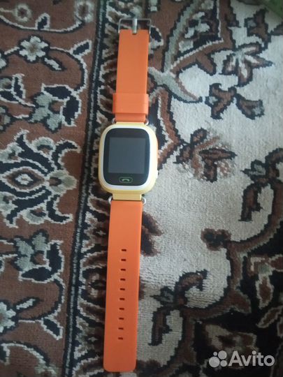 Мобильный телефон