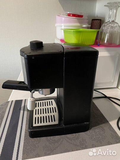 Кофеварка рожковая delonghi