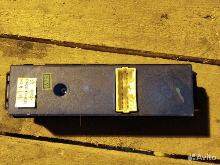 Блок стекло. Hover H3,H5, 3746500K800089