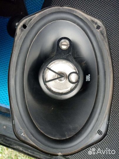 Автомобильные колонки jbl