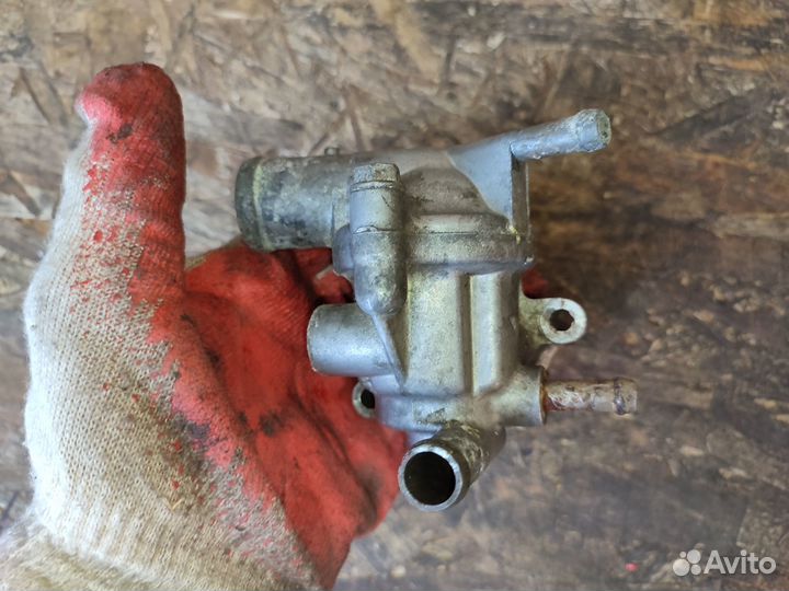 Cbr600rr 03-06 термостат в сборе с корпусом