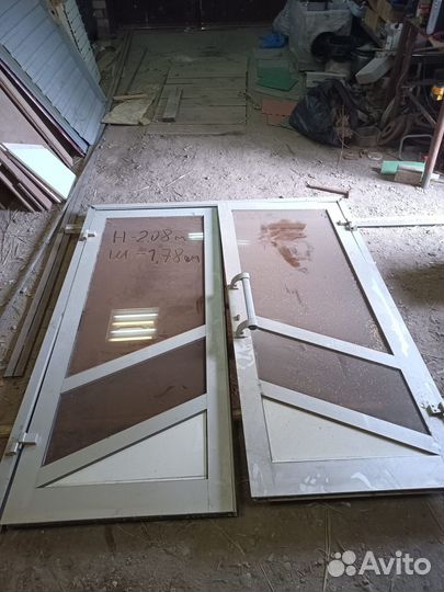 Алюминиевая дверь бу