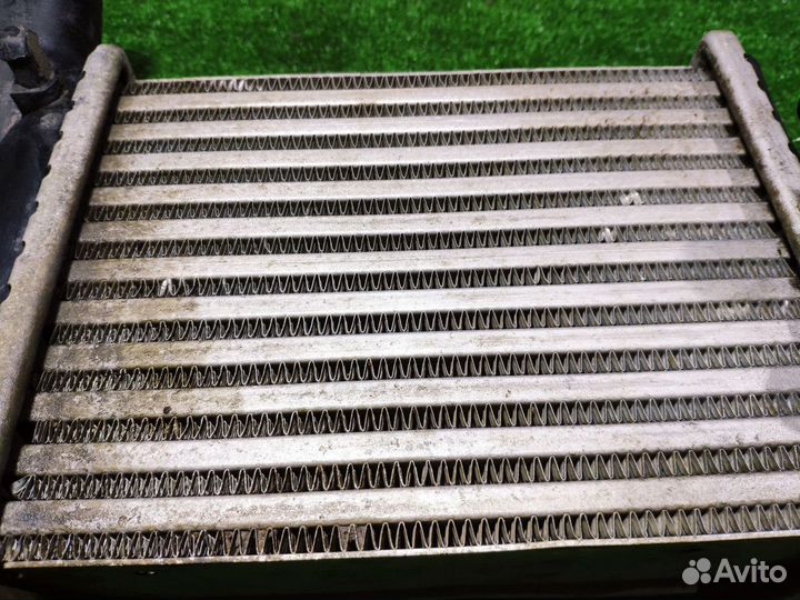 Интеркулер турбины правый Audi a6 C5 2.7