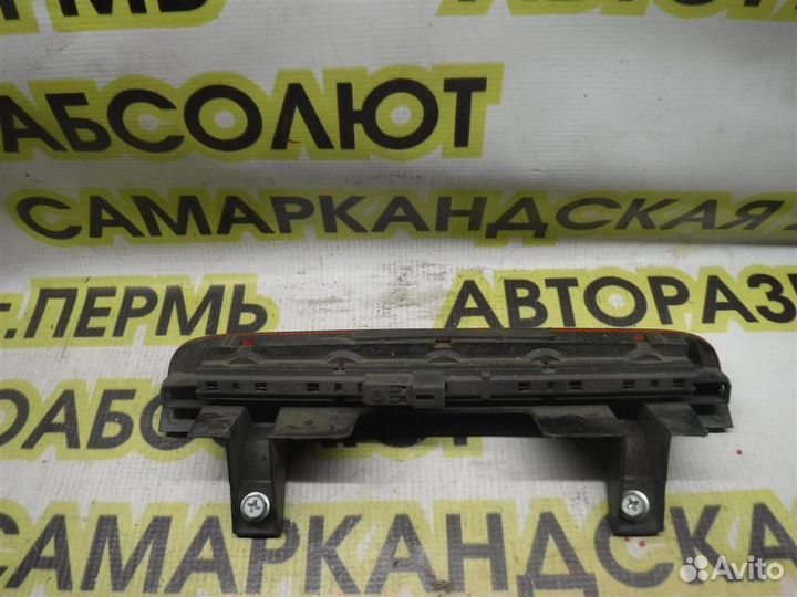 Фонарь задний (стоп сигнал) Suzuki Ignis II (MH)