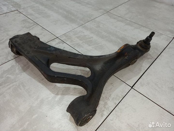 Рычаг передний нижний правый Porsche Cayenne S 955