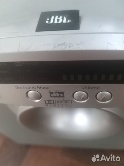 Сабвуфер jbl