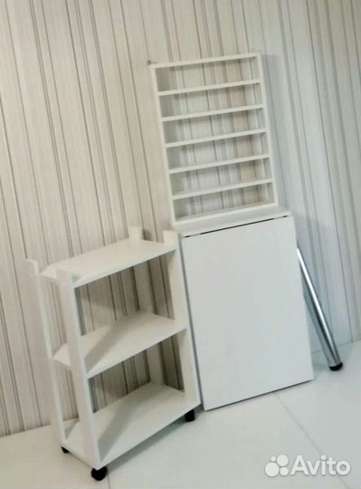 Маникюрный комплект стол этажерка полка