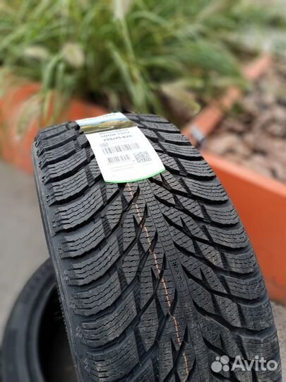 Ikon Tyres Autograph Snow 3 SUV 265/60 R18