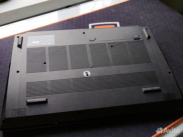Мощный игровой ноутбук thunderobot 911mr Max