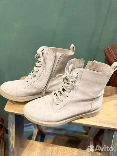 Ботинки женские 38