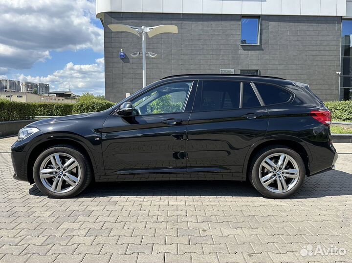 BMW X1 2.0 AT, 2022, 4 000 км