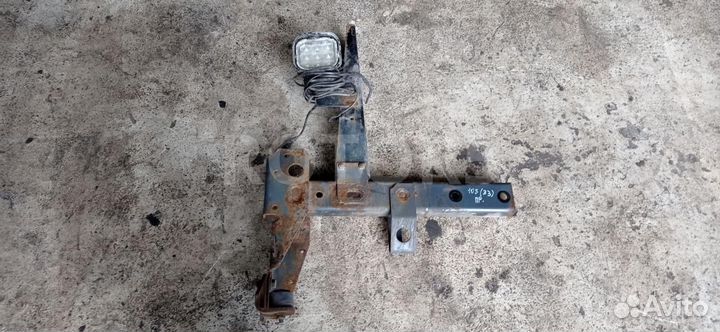 Кронштейн крепления подкрылка переднего правого