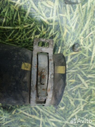 Патрубок Ford Escape кроссовер 3.0 5KA 2004