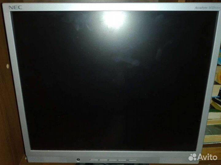 Монитор NEC AccuSync LCD 93VM