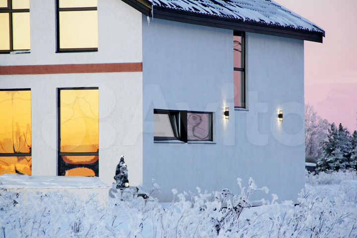 Коттедж 225 м² на участке 8 сот.