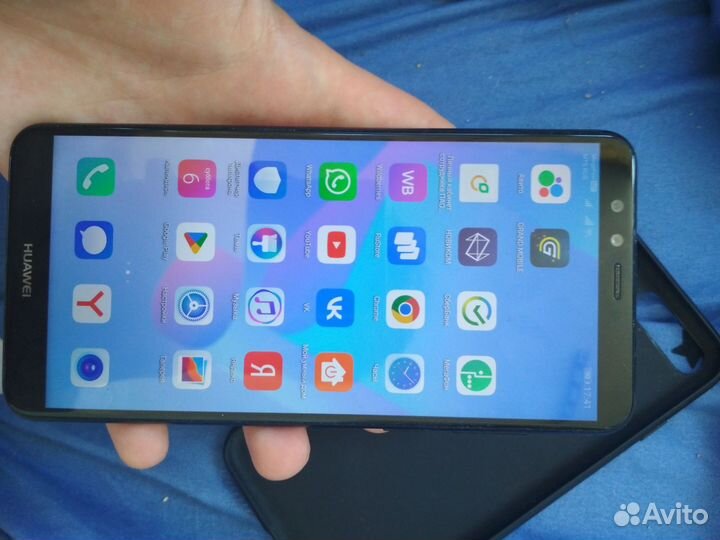 HUAWEI Y9 (2018), 3/32 ГБ