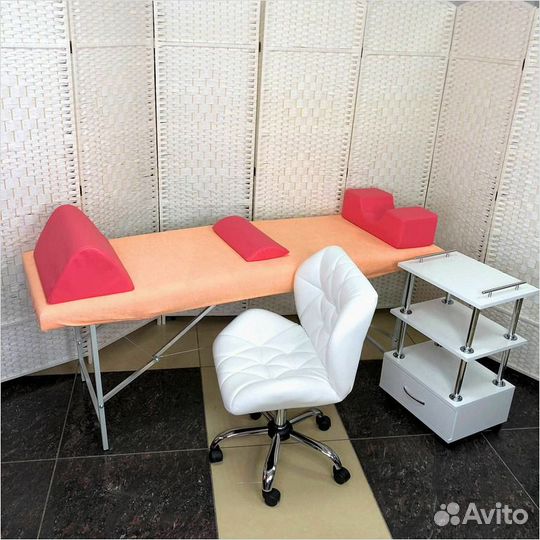 Массажный стол