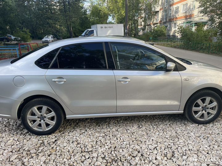 Volkswagen Polo 1.6 AT, 2012, 106 000 км