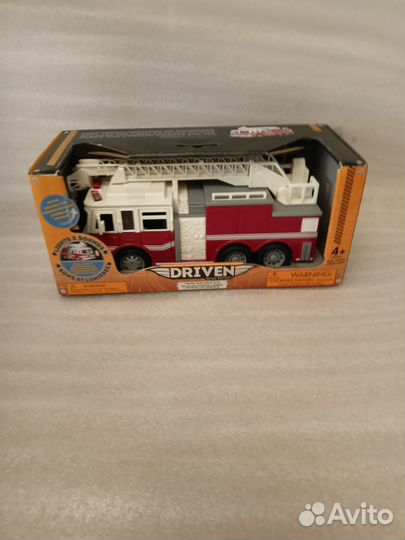 Машинки draver by Battat,новые