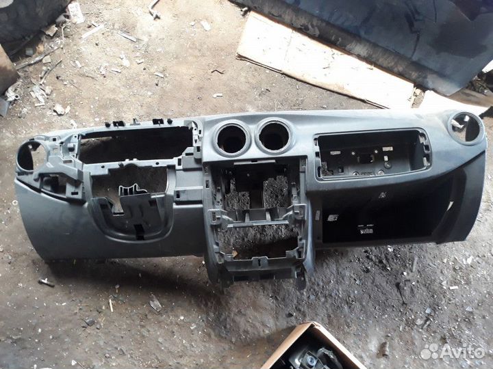 Панель салона (торпедо ) Nissan Almera G15 2013