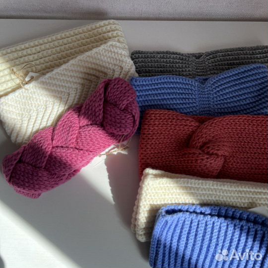 Повязка на голову вязаная