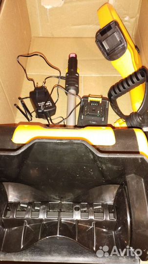 Снегоуборщик аккумуляторный deko ST21