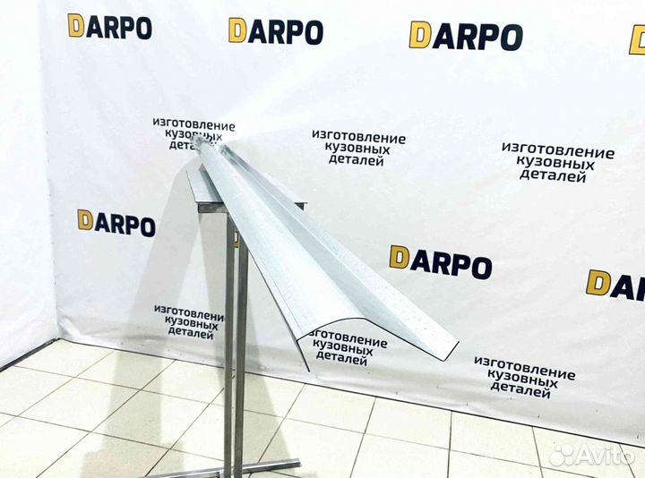 Пороги для Mazda MPV 1999-2006 (LW)