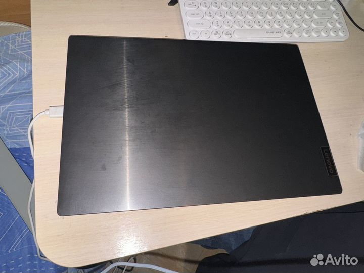 Ноутбук lenovo