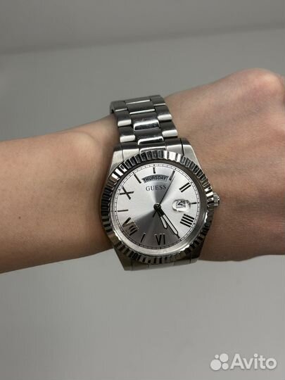 Мужские наручные часы guess