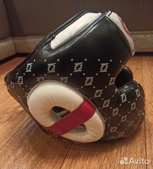 Шлем защитный Fairtex (размер М) новый