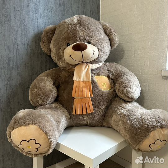 Плюшевый медведь большой