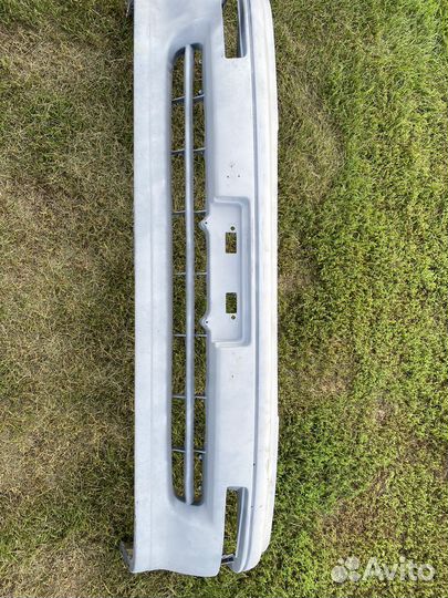 Бампер передний toyota crown s140