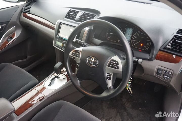 Toyota Premio 1.5 CVT, 2014, 102 000 км