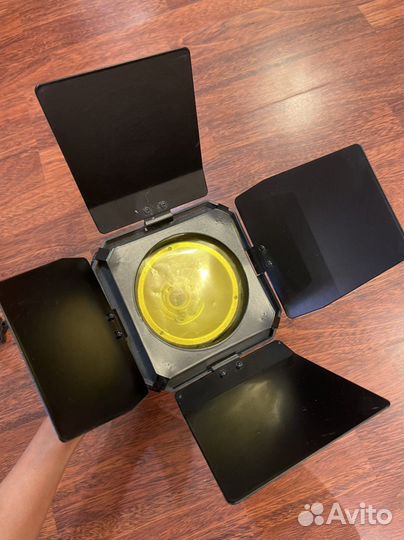 Студийная вспышка falcon eyes ss-150