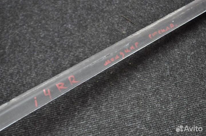 Молдинг двери задний правый Nissan Wingroad WFY11