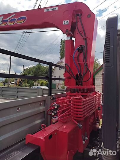 Isuzu NPR с КМУ, 2015