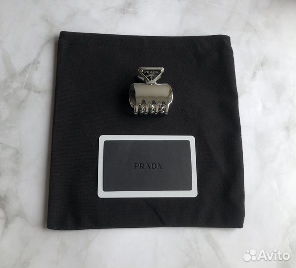 Трендовый крабик Prada