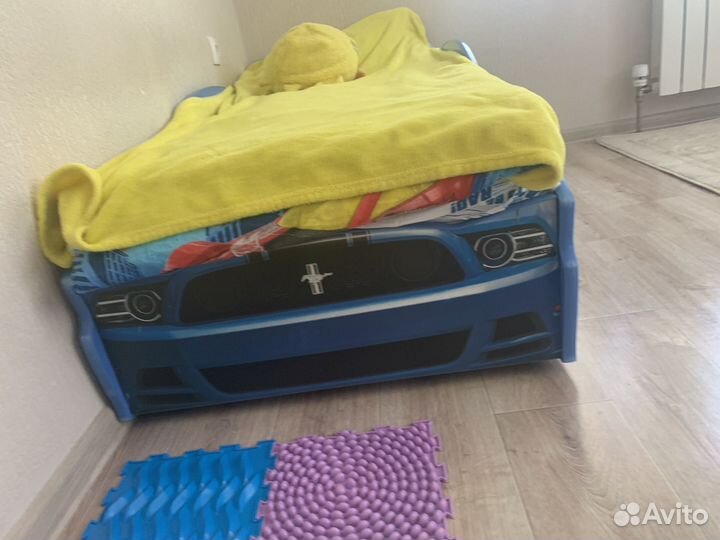 Кровать машина