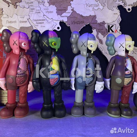 Фигурка игрушка kaws